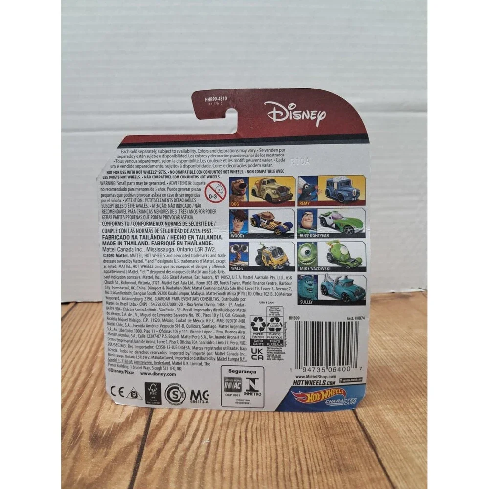 Hot Wheels Disney Pixar Toy Story Buzz Lightyear Character Car GCK28